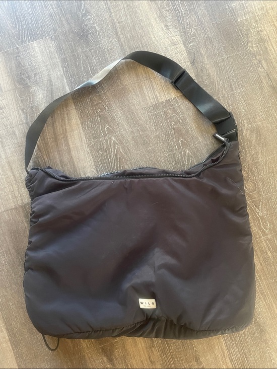 Wilo The Label Handbags - Wilo The Label Ruched Cinched Puffer Bag. Black